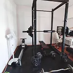 公寓 With Homegym, Next To The Main *